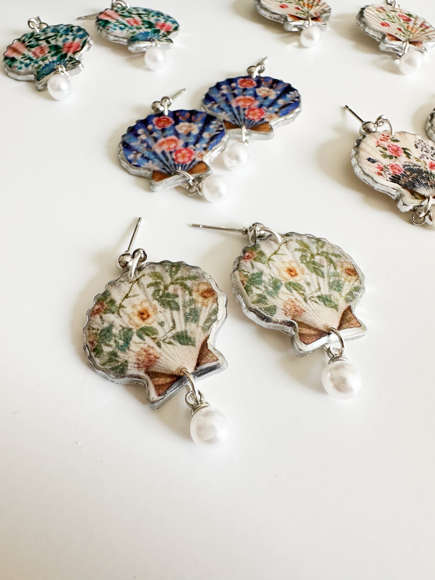 Vintage Pattern Shell Earrings