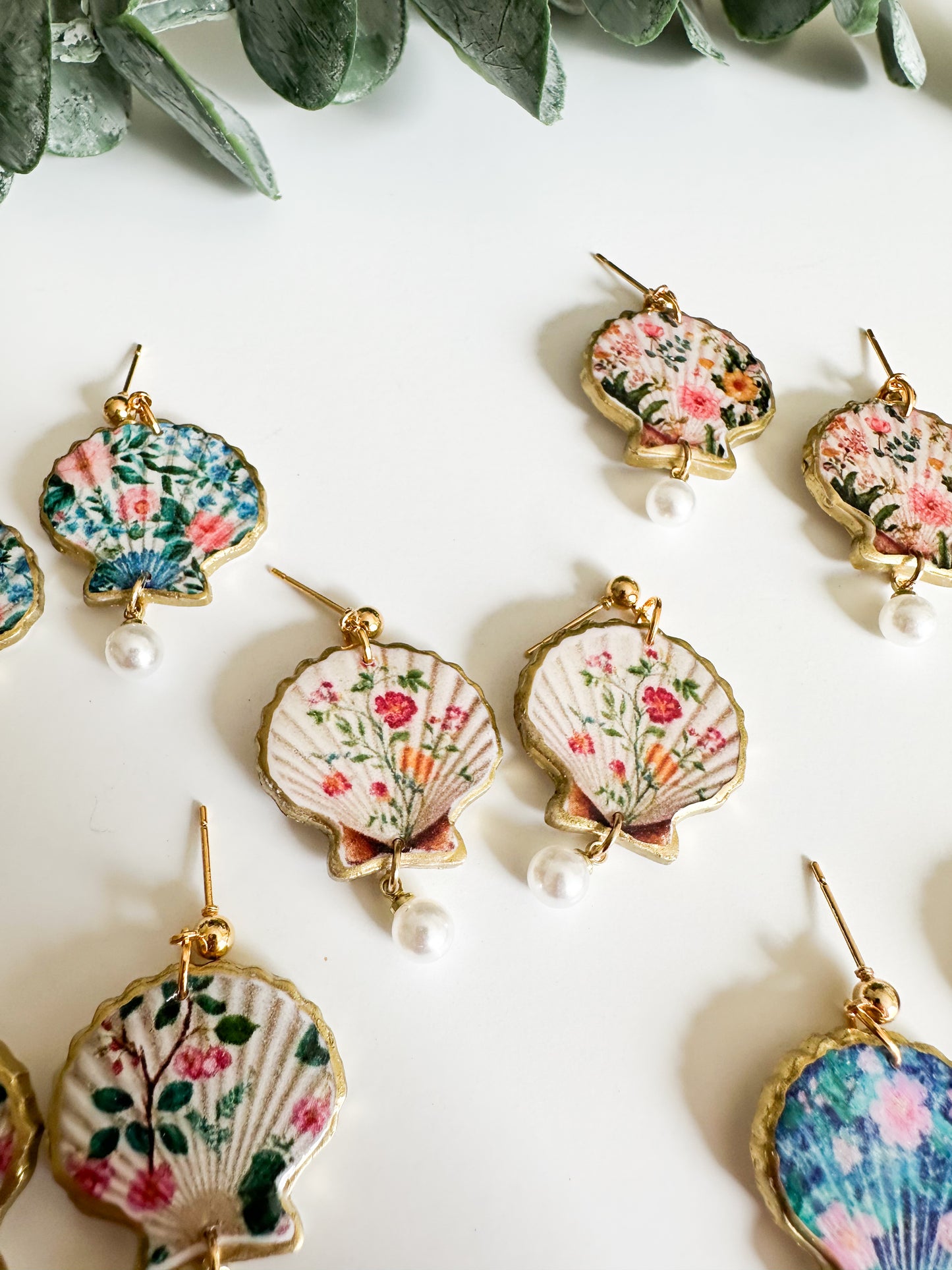 Vintage Pattern Shell Earrings