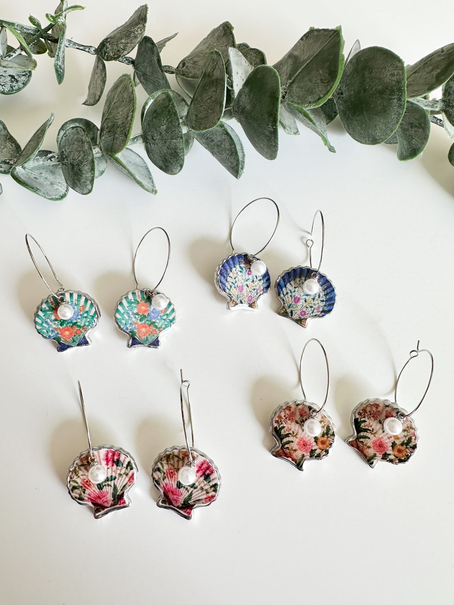 Vintage Pattern Shell Earrings